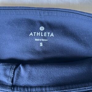 Small Athleta capri workout pants
